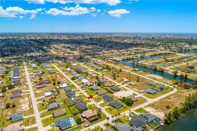 Move-in ready this 4-bedroom, 2-bathroom home in NW Cape Coral - photo 4