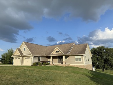 Lake Home For Sale in Somerset, Kentucky