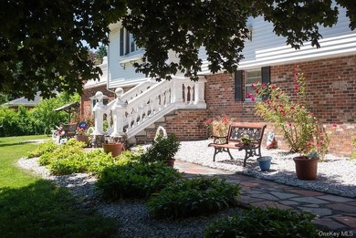 A European Inspired Oasis in Dover Plains! This meticulously - photo 2