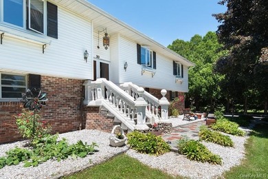 A European Inspired Oasis in Dover Plains! This meticulously - photo 3