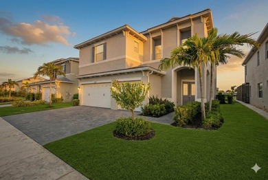 (private lake, pond, coastal) Home For Sale in Westlake Florida