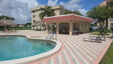 Beautiful Spacious, 1 bedroom, 1.5 bath unit with a large - photo 33