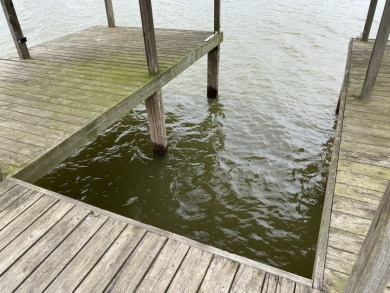 Nice Brick Home on 2 Waterfront Lots with Fishing Pier - photo 18