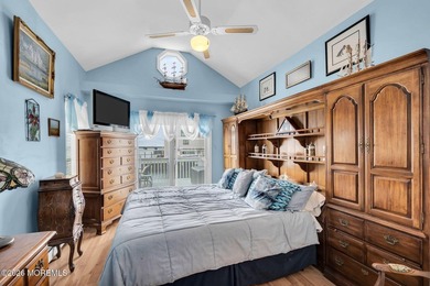 Wake up to refreshing bay breezes, and unwind with stunning - photo 38