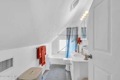 Wake up to refreshing bay breezes, and unwind with stunning - photo 49