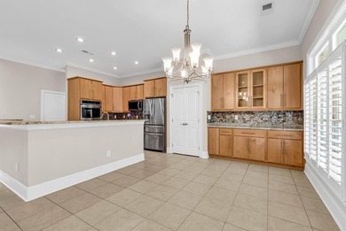 Discover the perfect blend of elegance and comfort in this - photo 7