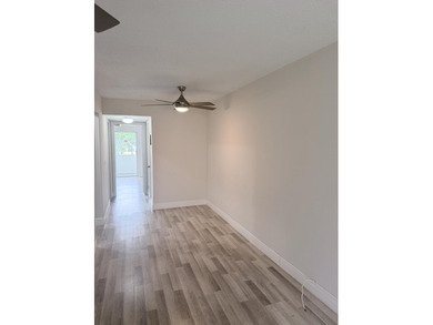 Fully remodeled unit on a quite tree lined street! Gated - photo 5