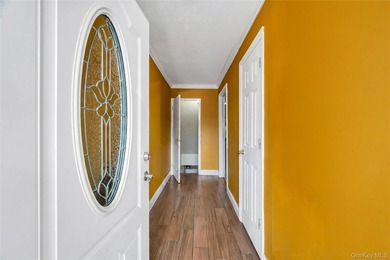 Welcome to 529 Powell Street, a place you'll be proud to call - photo 6