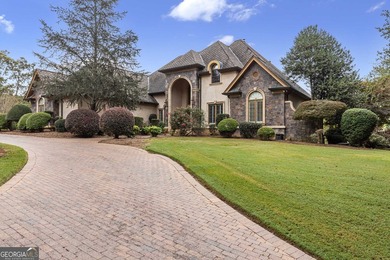 Welcome to a truly majestic residence nestled in the foothills - photo 7