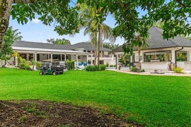 This spectacular house of almost 5 acres offers an experience - photo 11