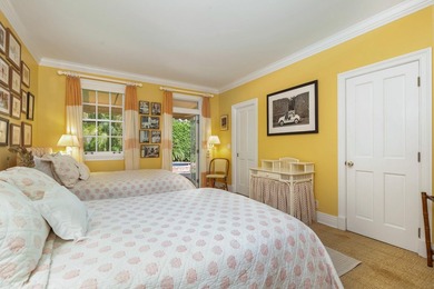 Wonderful Palm Beach cottage on a 14,029 SF lot on Garden Road - photo 15
