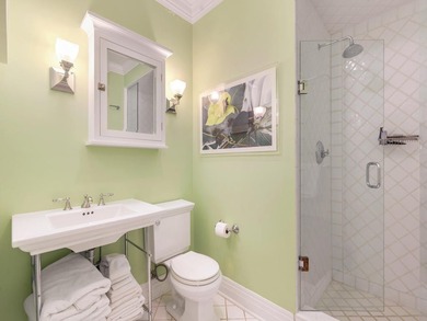 Wonderful Palm Beach cottage on a 14,029 SF lot on Garden Road - photo 18