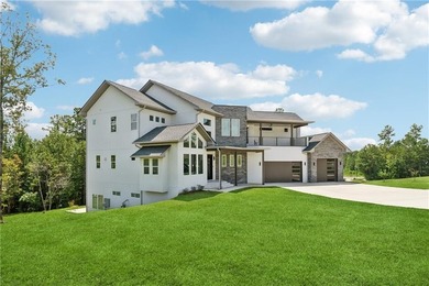 This is Your Opportunity to Own a Beautiful Contemporary Luxury - photo 4