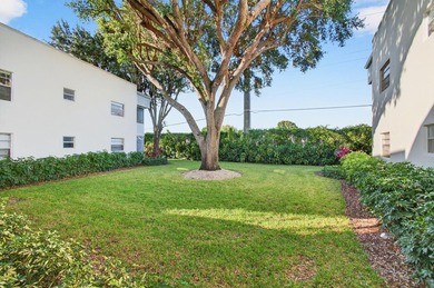Completely Renovated 2/2 Ground-Floor Condo in Kings Point! - photo 41