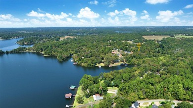 Never leave the lake again! Snatch up this opportunity to play - photo 6