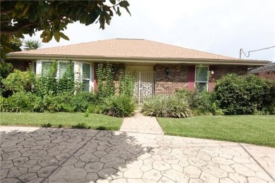 Lake Home For Sale in Metairie, Louisiana