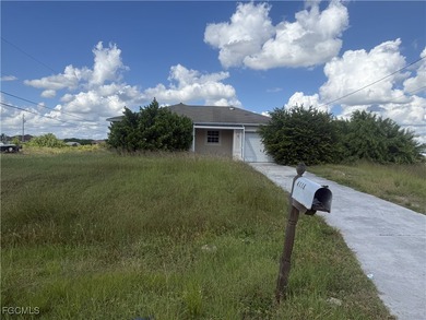 Lehigh Acres Area Home Sale Pending in Lehigh Acres Florida
