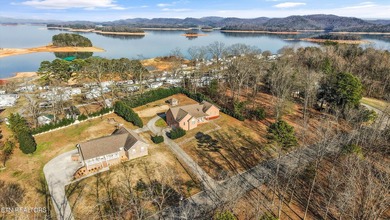 This one is priced WAY below comps, and is being sold AS IS. 637 - photo 15