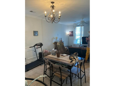 Lovely townhouse located in the popular set James communioty3 - photo 2