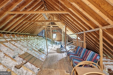 This spectacular 3,030-square-foot, 4-bedroom, 4-bathroom lake - photo 27
