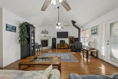 This one is priced WAY below comps, and is being sold AS IS. 637 - photo 27