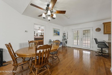 This one is priced WAY below comps, and is being sold AS IS. 637 - photo 28