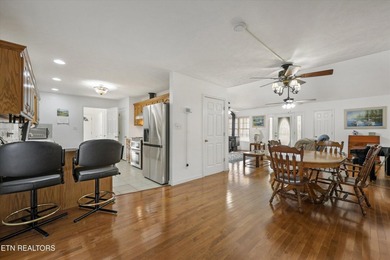 This one is priced WAY below comps, and is being sold AS IS. 637 - photo 29