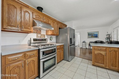 This one is priced WAY below comps, and is being sold AS IS. 637 - photo 33