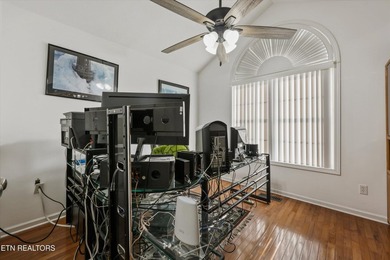 This one is priced WAY below comps, and is being sold AS IS. 637 - photo 42