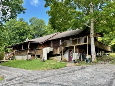 This is the Perfect Lake Get Away for 2 or 3 Families! Just - Lake Home For Sale in Somerset, Kentucky