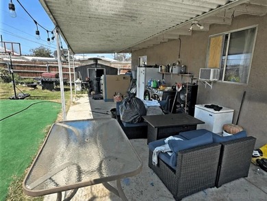 A smart opportunity in Chollas View, this gated corner-shaped - photo 3