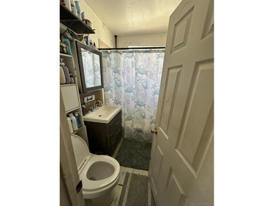 A smart opportunity in Chollas View, this gated corner-shaped - photo 7