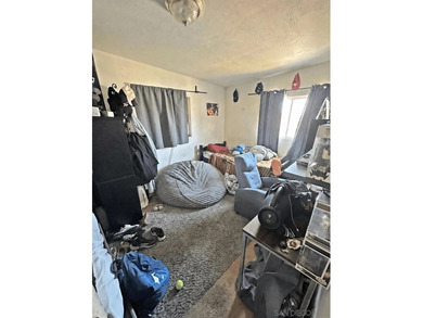 A smart opportunity in Chollas View, this gated corner-shaped - photo 8