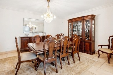 A Distinguished Bay Ridge Estate with Timeless Elegance & - photo 11