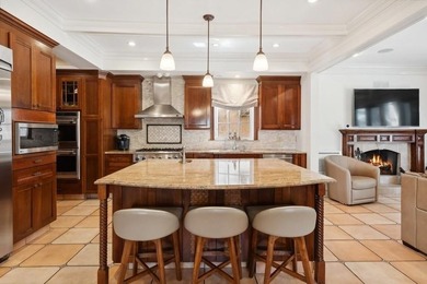 A Distinguished Bay Ridge Estate with Timeless Elegance & - photo 18