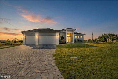 Welcome to this stunning modern pool home in Northwest Cape - photo 1