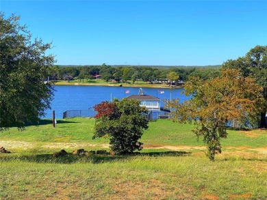 Lake Lot For Sale in Bowie, Texas