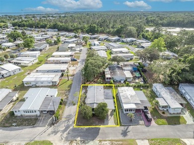 Located in the resident-owned 55+ community of Molokai, this - photo 32