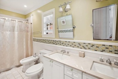 A Distinguished Bay Ridge Estate with Timeless Elegance & - photo 34