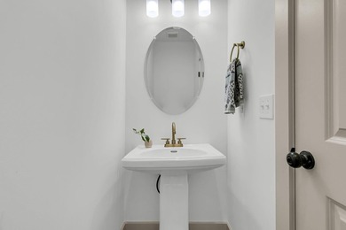 Up to $7,500 toward closing with lender and seller incentives! - photo 9