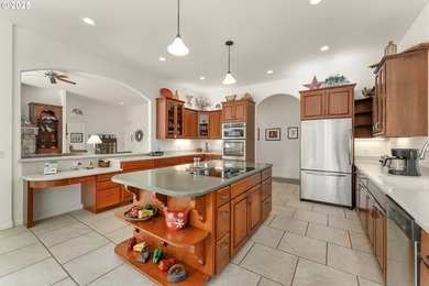 Tucked away at the end of a quiet private lane, this beautifully