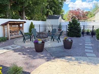 Stunning Turn-Key Colonial ideally located in Governor Francis - photo 10