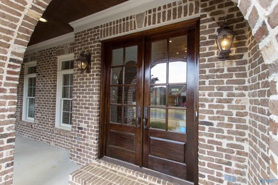 Custom 5BR/4.5BA home on a quiet cul-de-sac with hardwood floors - photo 2