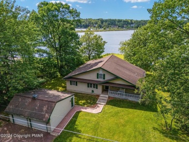 Pocono Summit Lake Home For Sale in Mount Pocono Pennsylvania