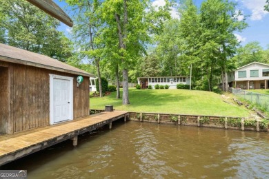 Lake Home For Sale in Eatonton, Georgia
