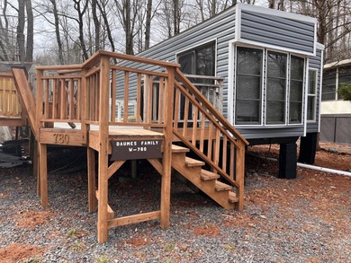 Eagle Lake Lot For Sale in Gouldsboro Pennsylvania