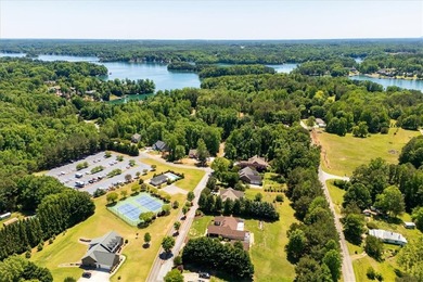 Nice building lot located in a Lake Keowee community. Gentle - photo 12