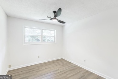 Some homes simply make life easier, and 113 Shadow Lane is one - photo 19