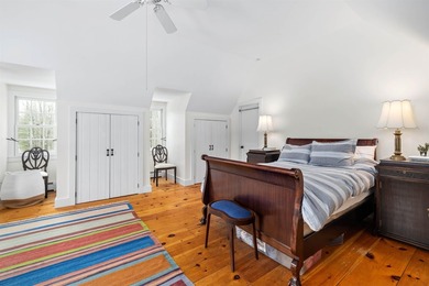Rustic simplicity. Luxury retreatplete privacy and surrounded by - photo 21