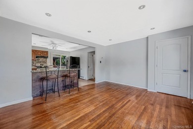 Welcome to this spacious and versatile Cape-style home offering - photo 4